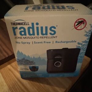 New Thermacell Radius Zone Mosquito Repellent - Black/Blue Packaging